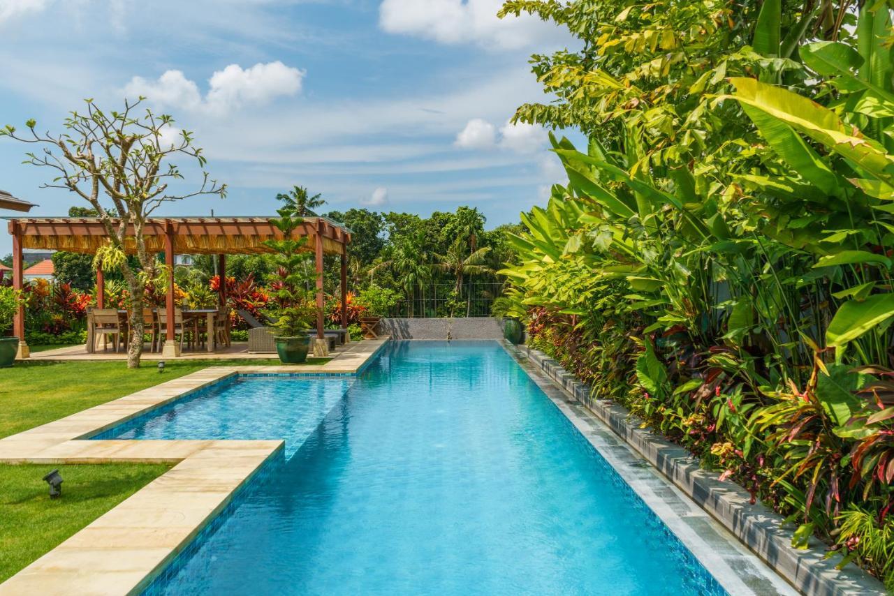 Villa Beauvida - Cozy 4- Bedroom Villa In Canggu With 18M Pool Dalung  Bagian luar foto